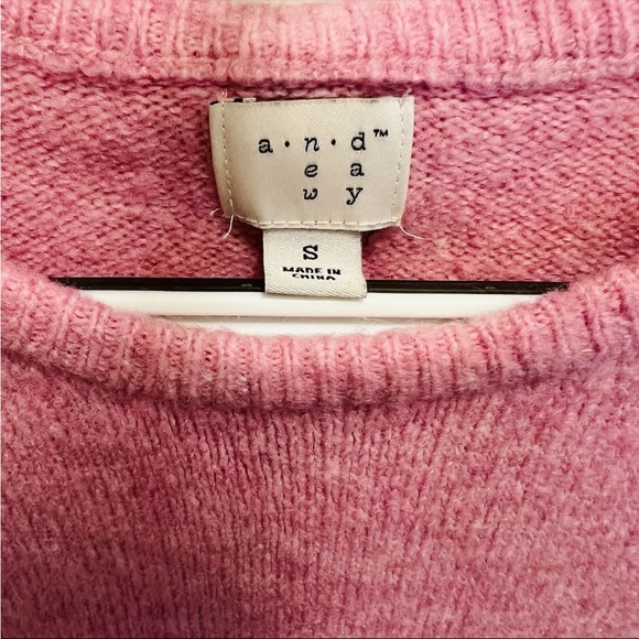 A New Day Women's Light Pink Crewneck Pullover Knit Sweater Size Small - Picture 3 of 6